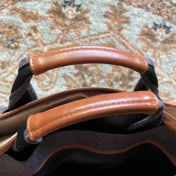 Domiso 13.3" Waterproof Functional Laptop Sleeve Briefcase With USB Battery Cord - Picture 12 of 15